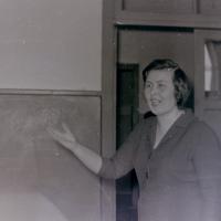 учитель математики и геометрии Мариама Кузминична (1960-1980 гг)