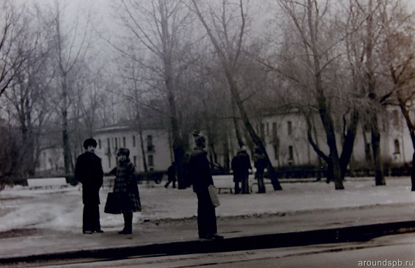 угол ул.Крупской и ул.Бабушкина. 1981 год