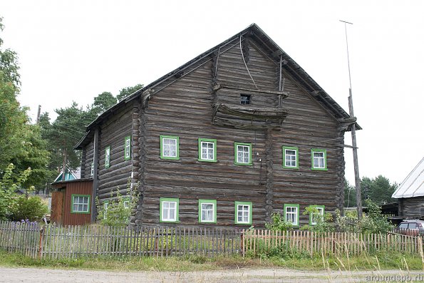 карельская изба в д.Корза