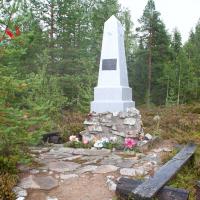 памятник бойцам 1й партизанской бригады Карелии